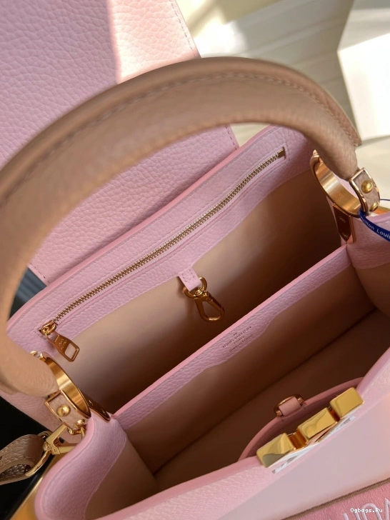 CAPUCINES LOUIS MM VUITTON 0216